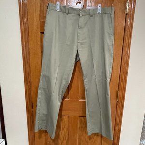 BIG MAC WORKWEAR Men's 42x32 Khaki Beige Chino Flat Front Casual Pants EUC